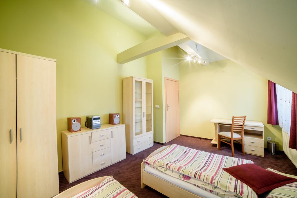 Park Apartment Krakau Buitenkant foto